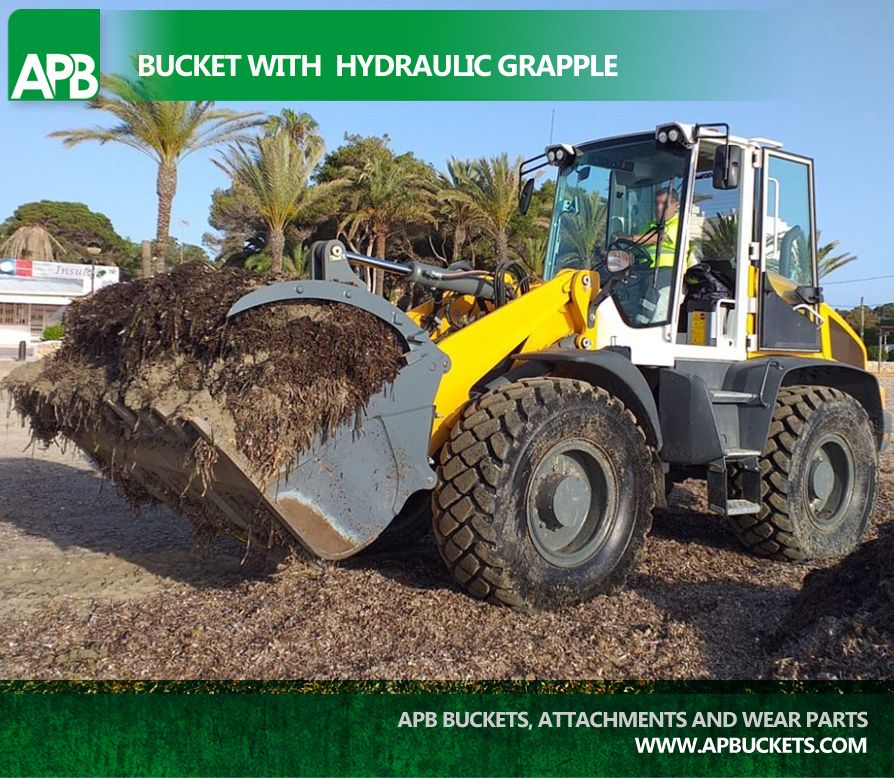 Loader bucket for beach cleaning